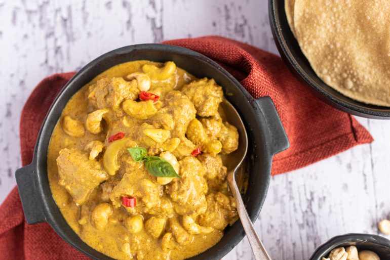 Nuts for LIfe - Chicken and cashew curry